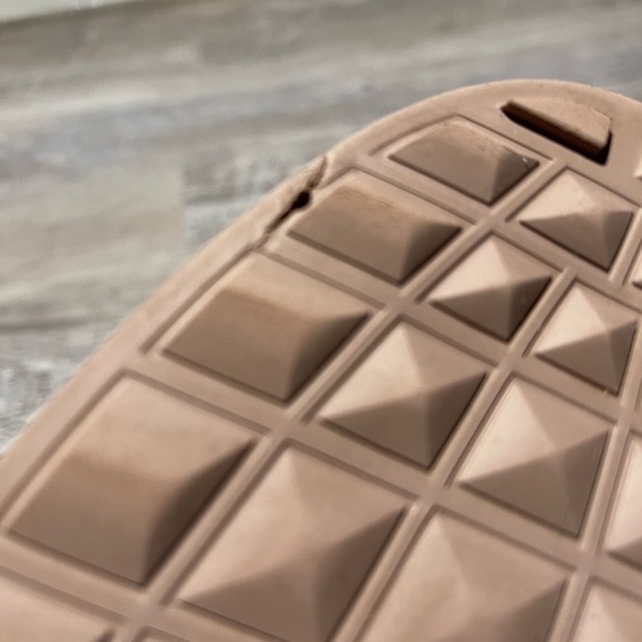 Valentino - Picture 6 of 8